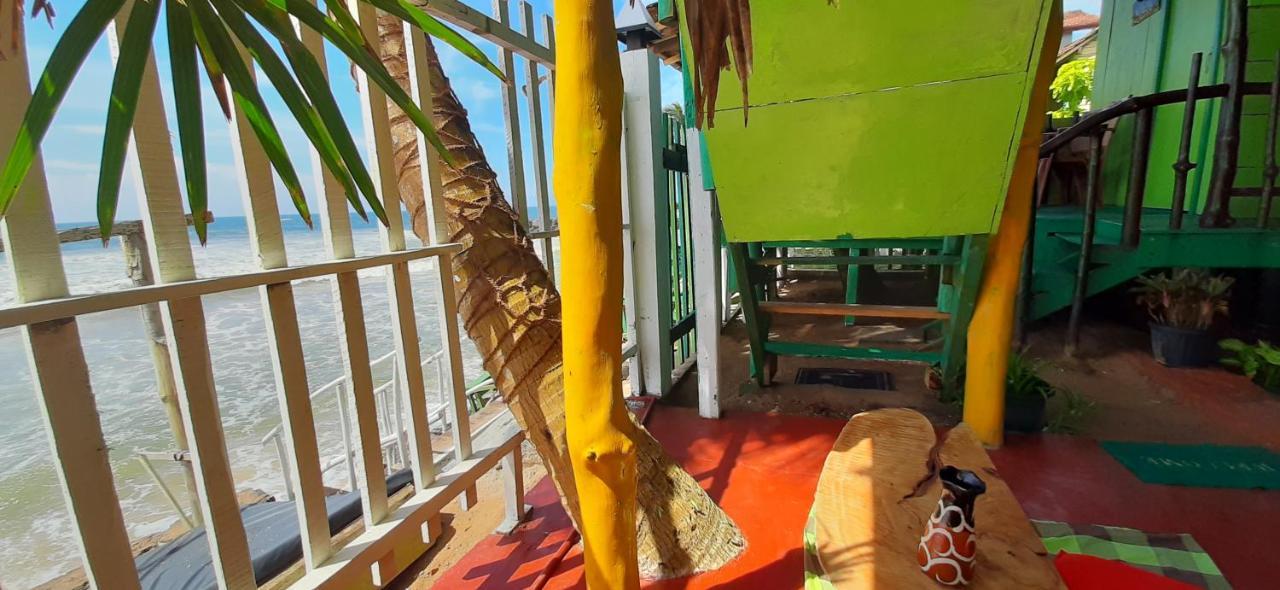 Luna Beach Home & Cabanas Galle Exterior foto