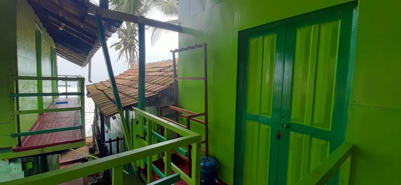 Luna Beach Home & Cabanas Galle Exterior foto