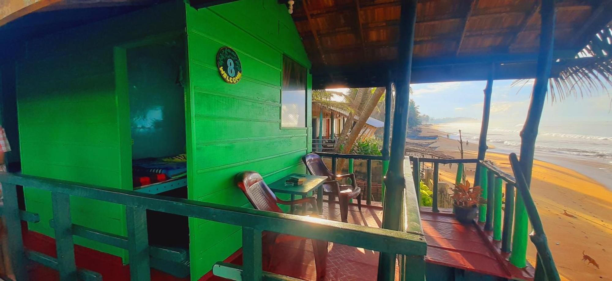 Luna Beach Home & Cabanas Galle Exterior foto