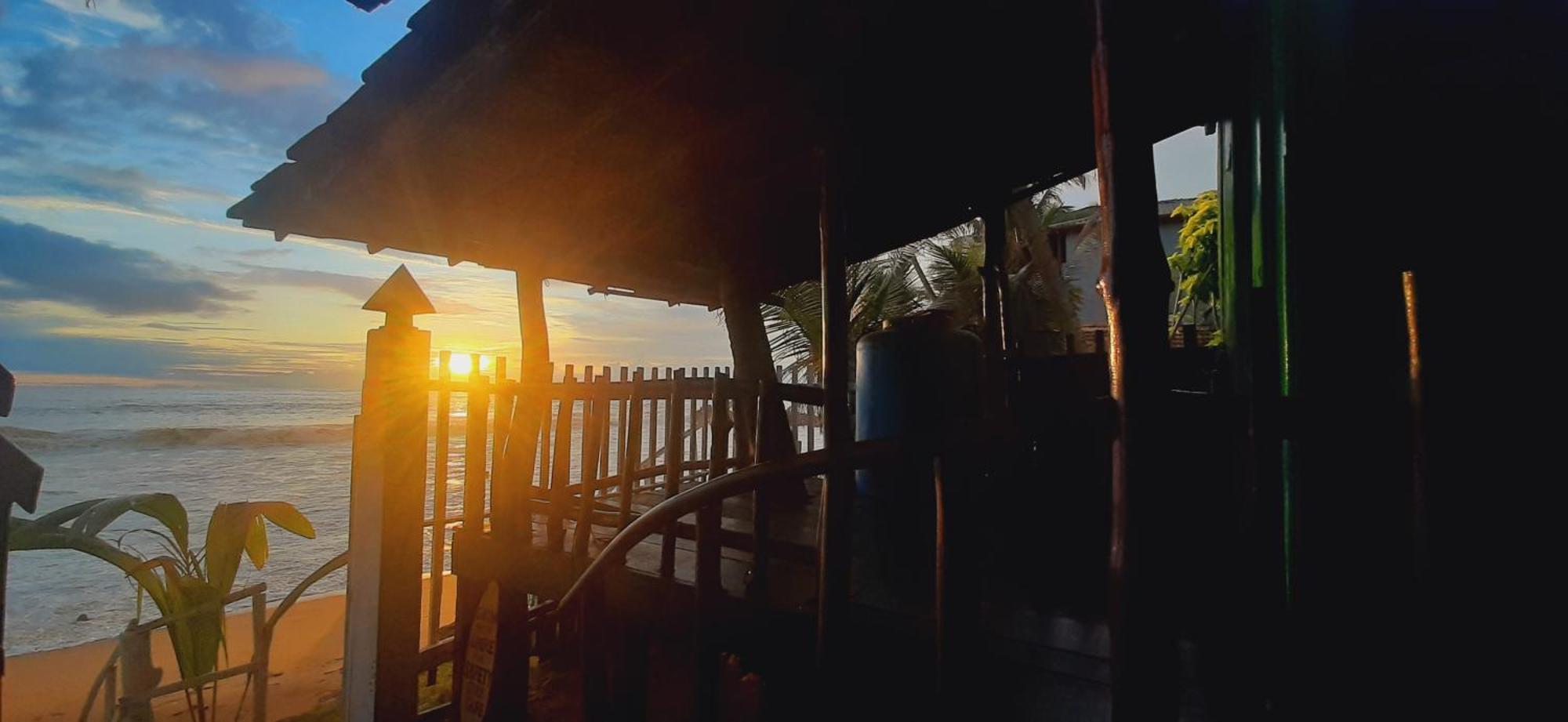 Luna Beach Home & Cabanas Galle Exterior foto